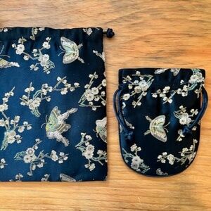 New Silk Butterfly Pattern Drawstring Pouch Jewelry Makeup Keepsake Set of Two